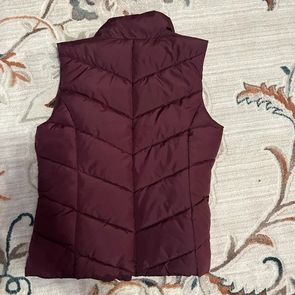 Maroon Puffer Vest - Picture 2 of 3